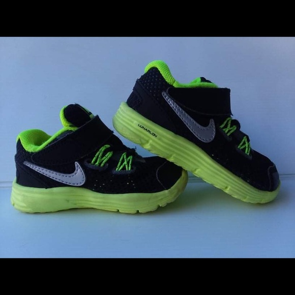 Nike Lunarglide 4 Kids size 5 - Picture 6 of 8